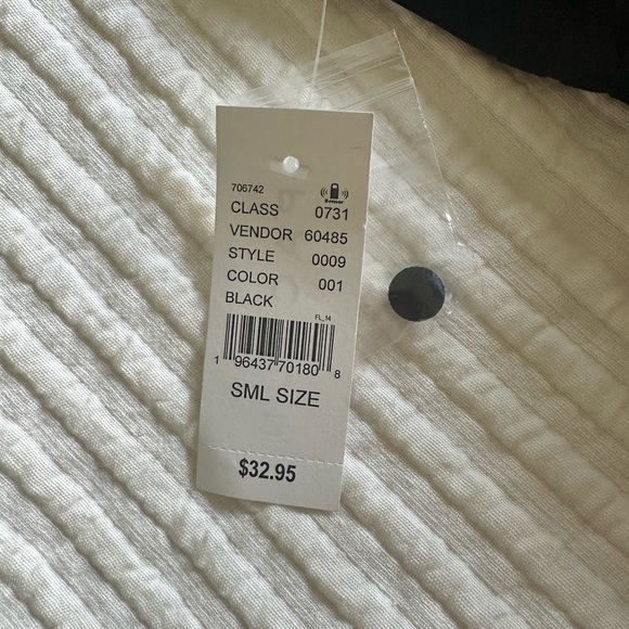 Pacsun Beverly and Beck black tank top - Picture 5 of 5